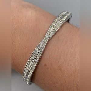 Swarovski Swan Crystal Silver Tone Wavy Hinged Twisted Hinged Bangle Bracelet